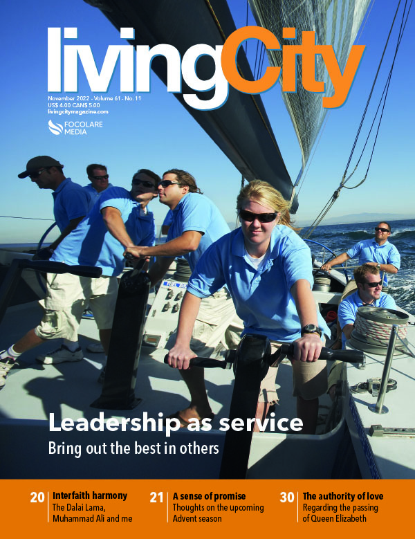 22.10-cover_cmyk.jpg