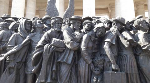 Immigrants statue